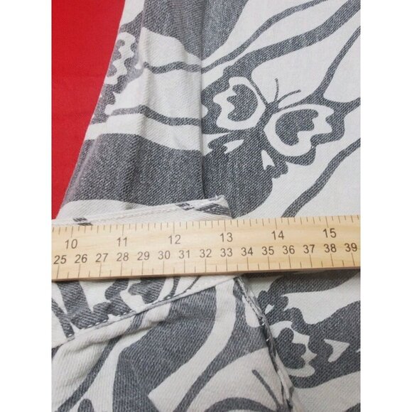 Pacsun Women's Light Wash “DAD” Jeans Button Fly All Over Butterfly Denim SZ 27 - Picture 5 of 10